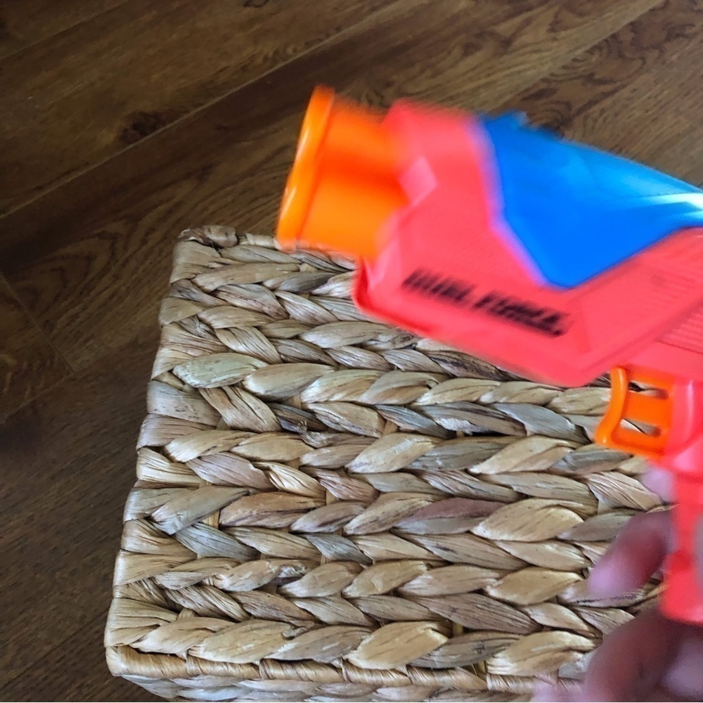 Nerf Gun - Picture 2 of 3